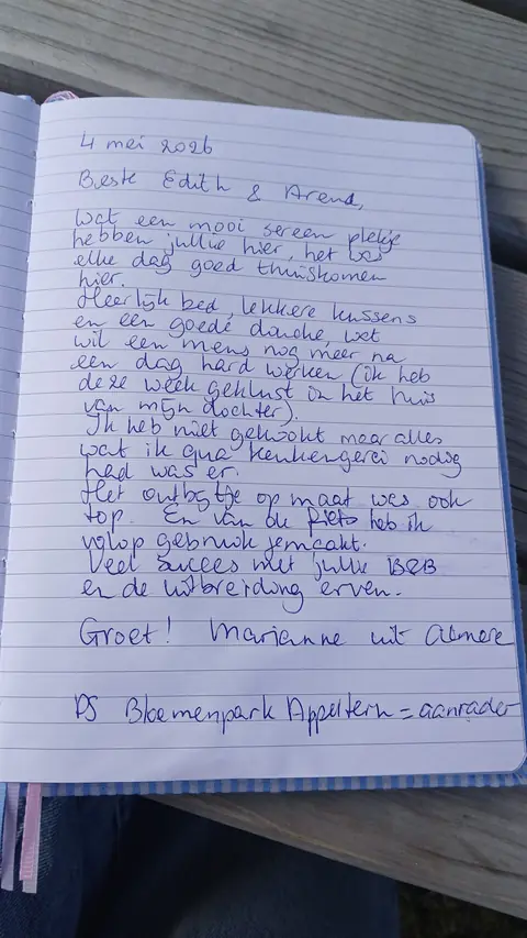 Handgeschreven bedankje van gasten in het gastenboek